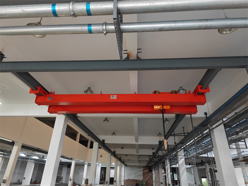 電動(dòng)雙梁橋式起重機(jī) 電動(dòng)雙梁橋式起重機(jī)